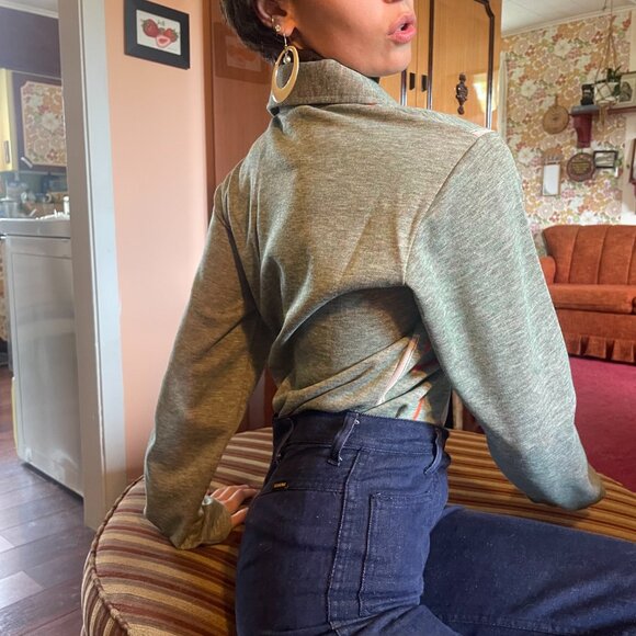 DEADSTOCK 1960s MOD dagger collar abstract long sleeve with Built in dickey! - Picture 11 of 16